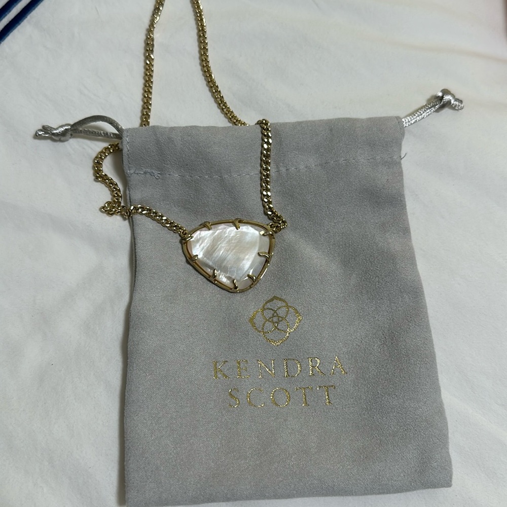 Kendra Scott Gold Necklace